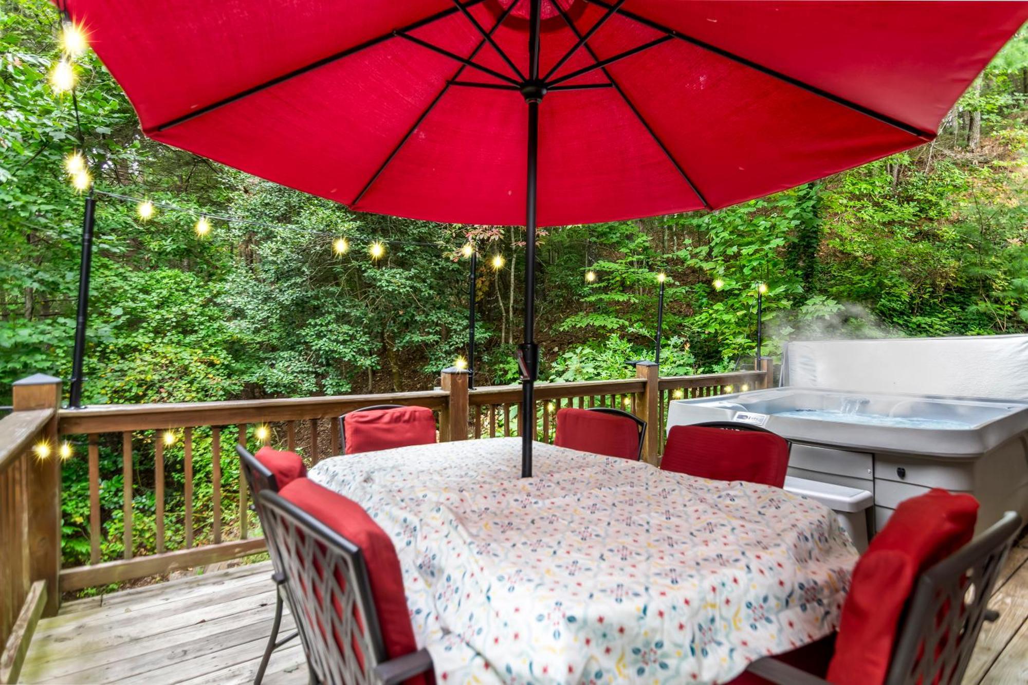 Amazing Creek View Cabin W/ Hot Tub, Firepit & Pool Table 엘리제이 외부 사진